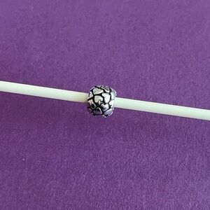 Pandora Retired Sterling Silver Lotsa Love hearts charm.